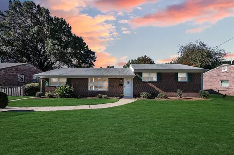 102 Haviland Dr, Newport News, VA 23601