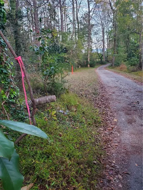 3135 Chickahominy Rd, Toano, VA 23168