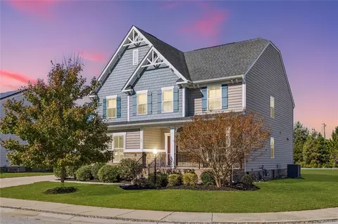 20 Pickins Dr, Poquoson, VA 23662