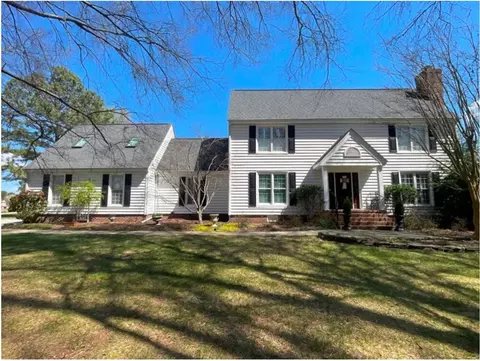 2504 Manion Dr, Williamsburg, VA 23185