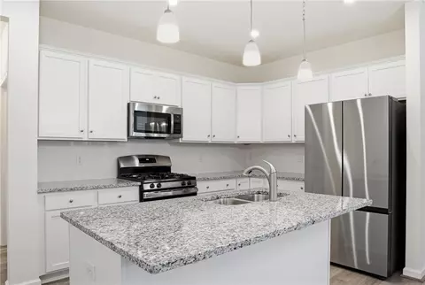 1521 Redoubt Rd #3B, Williamsburg, VA 23185