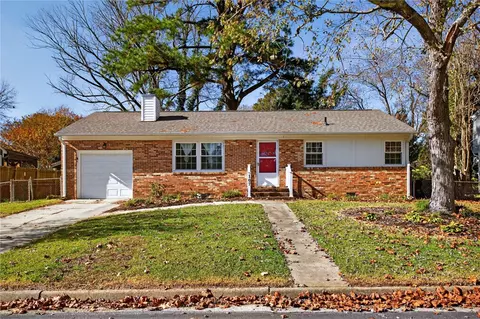 107 Glenn Cir, Williamsburg, VA 23185