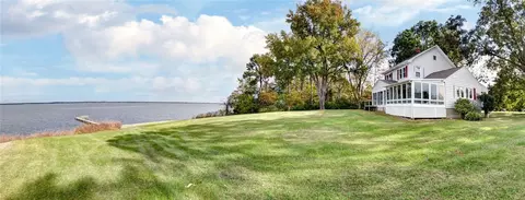 1126 Cloverdale Rd, Laneview, VA 22504