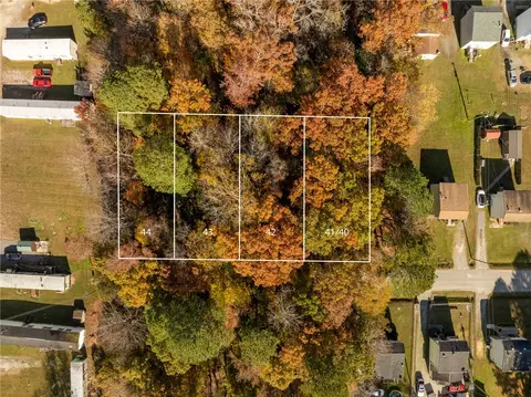 2 7ac Twilight St, Wakefield, VA 23888
