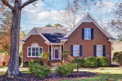 404 Ashwood Dr, Williamsburg, VA 23185
