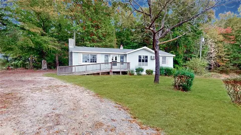 289 Wise Ln, Mattaponi, VA 23110