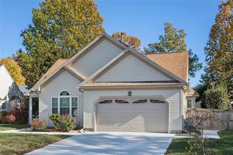 900 Holbrook Dr, Newport News, VA 23602