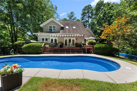 102 Holly Pl, Yorktown, VA 23692