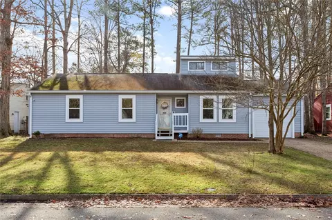 310 Heacox Ln, Newport News, VA 23608