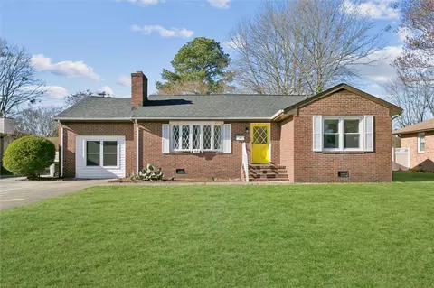 66 Cline Dr, Hampton, VA 23666