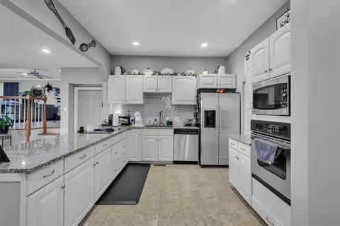 Kitchen - 720 River St, Hampton, VA 23669 photo 5 of 5