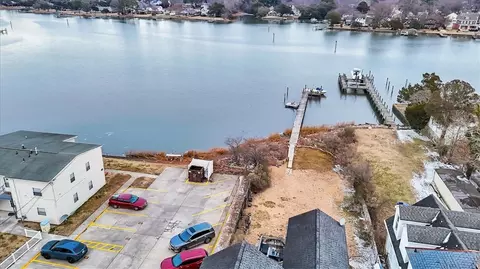 View/Area - 720 River St, Hampton, VA 23669 photo 3 of 5