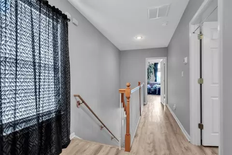 Entry Way - 720 River St, Hampton, VA 23669 photo 5 of 5