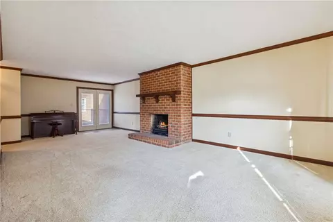 Living - 19 Capps Qtrs #1, Hampton, VA 23669 photo 1 of 2