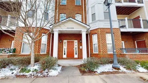 625 Claire Ln, Newport News, VA 23602