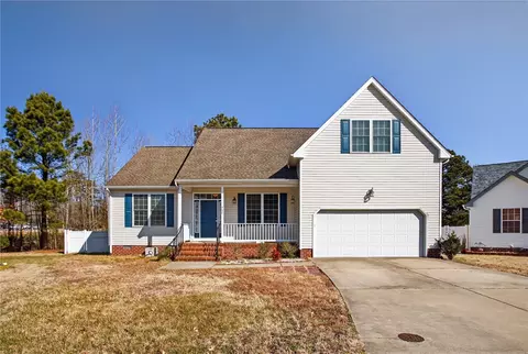 712 Gregorys Way, Newport News, VA 23601