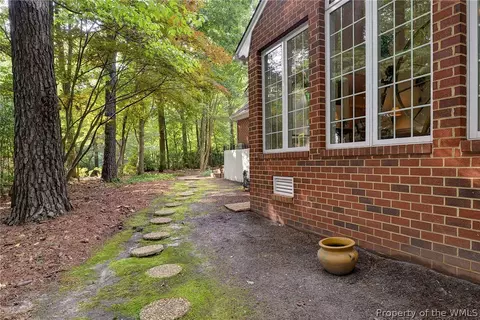 Exterior - 101 Eagle, Williamsburg, VA 23188 photo 11 of 12
