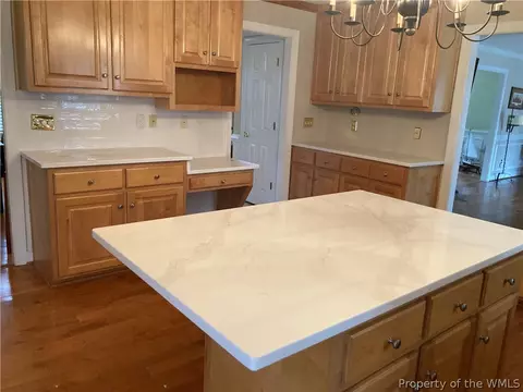 Kitchen - 101 Eagle, Williamsburg, VA 23188 photo 7 of 8