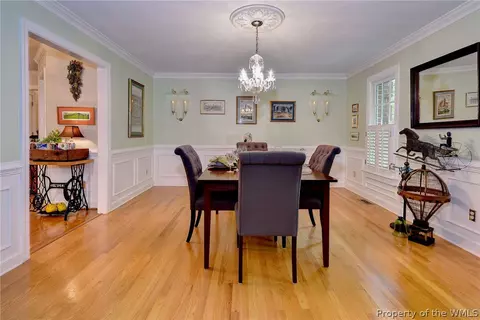 Dining - 101 Eagle, Williamsburg, VA 23188 photo 3 of 3