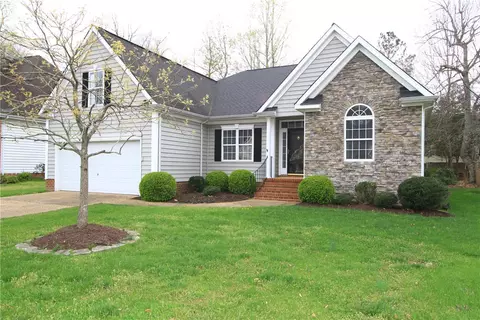 6244 N Mayfair Cir, Williamsburg, VA 23188