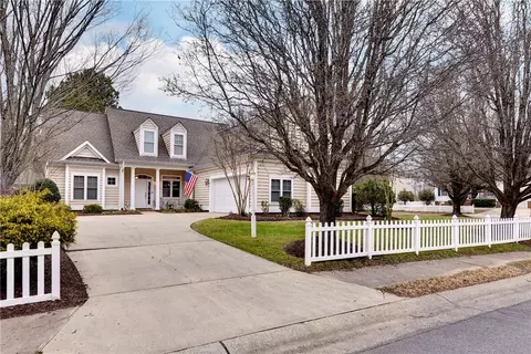 9100 Three Bushel Dr, Toano, VA 23168
