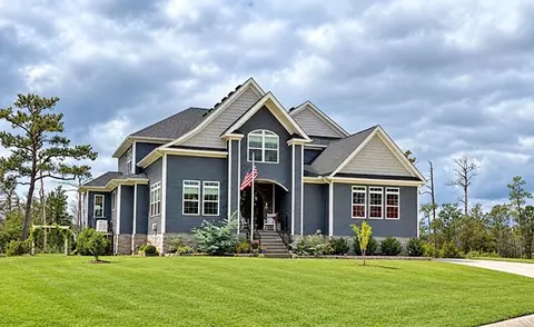 5 Dove Point Trl, Poquoson, VA 23662