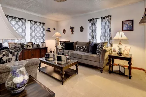 Living - 14621 Stage Rd, Lanexa, VA 23089 photo 1 of 7