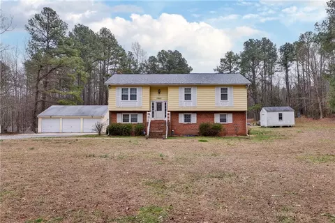14621 Stage Rd, Lanexa, VA 23089