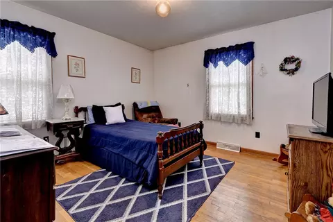 Bedroom - 14621 Stage Rd, Lanexa, VA 23089 photo 2 of 4