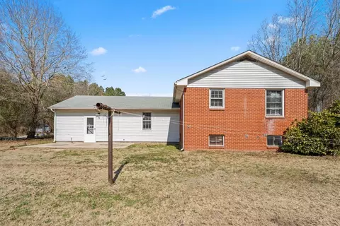 10401 Carriage Rd, Providence Forge, VA 23140