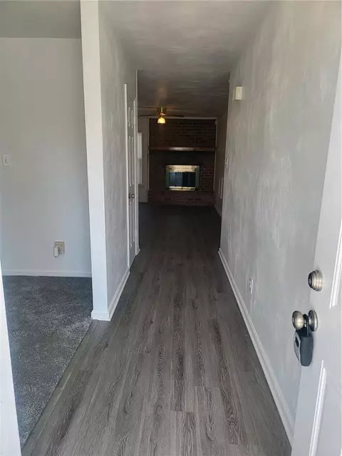 Entry Way - 1904 Nickerson Blvd, Hampton, VA 23663 photo 2 of 4