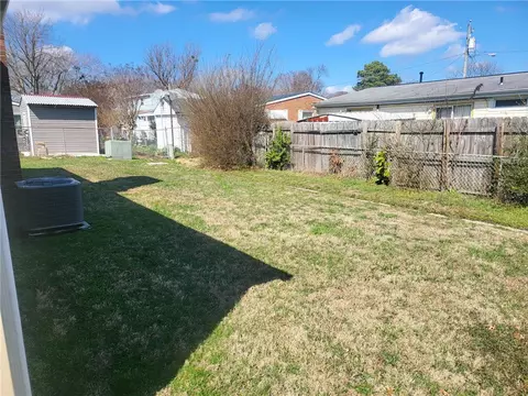 Exterior - 1904 Nickerson Blvd, Hampton, VA 23663 photo 4 of 4