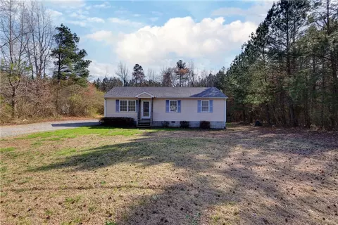 8931 Samaria Ln, Providence Forge, VA 23140