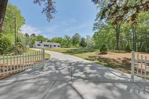 9424 Diascund Reservoir Rd, Lanexa, VA 23089