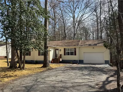 125 Albemarle Dr, Williamsburg, VA 23185