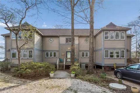 172 Sturgeon Creek Rd #172, Deltaville, VA 23043