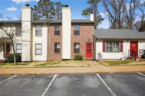 15 James Sq, Williamsburg, VA 23185