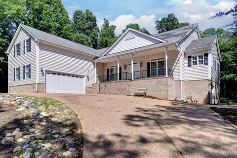 Undisclosed, Williamsburg, VA 23185