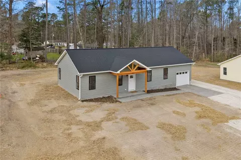 Exterior - 8978 Marlfield Rd, Gloucester, VA 23061 photo 2 of 3