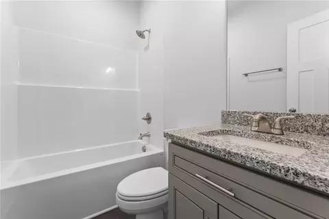 Bath - 8978 Marlfield Rd, Gloucester, VA 23061 photo 3 of 3