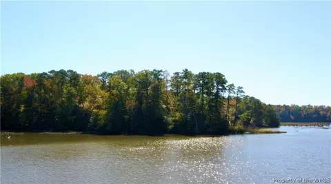 117 Northpoint Dr, Williamsburg, VA 23185