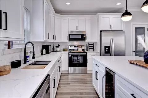 811 Roosevelt St, Hampton, VA 23669