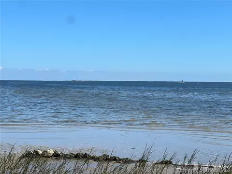 816 Ship Point Rd, Yorktown, VA 23692