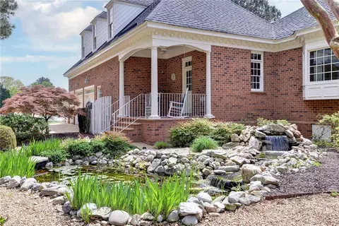 Exterior - 2901 Kitchums Pond Rd, Williamsburg, VA 23185 photo 5 of 17