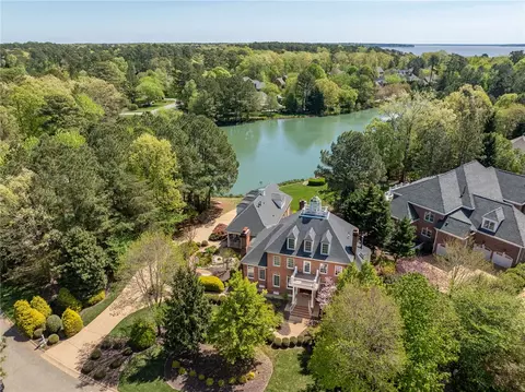 2901 Kitchums Pond Rd, Williamsburg, VA 23185