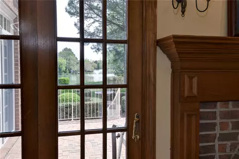 Entry Way - 2901 Kitchums Pond Rd, Williamsburg, VA 23185 photo 4 of 6