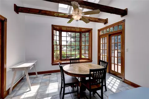 Dining - 2901 Kitchums Pond Rd, Williamsburg, VA 23185 photo 1 of 2