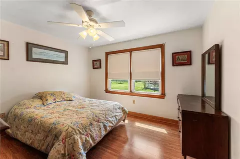 Bedroom - 5542 Dilly-e Ln, Gloucester, VA 23061 photo 1 of 7