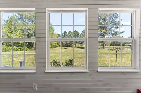 Exterior - 5542 Dilly-e Ln, Gloucester, VA 23061 photo 5 of 12