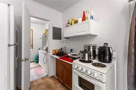 Kitchen - 5542 Dilly-e Ln, Gloucester, VA 23061 photo 4 of 4